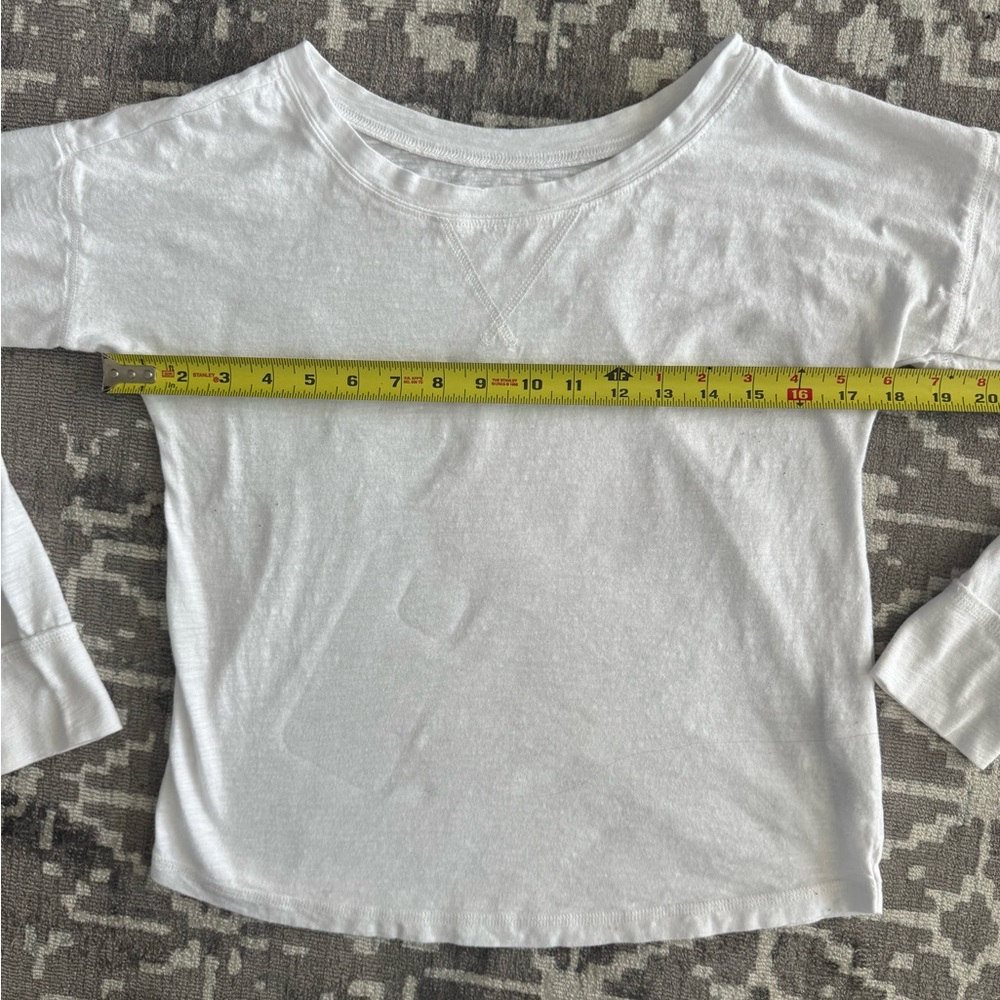 Abercrombie & Fitch Soft AF long sleeve white Tee curved hem - Picture 4 of 7